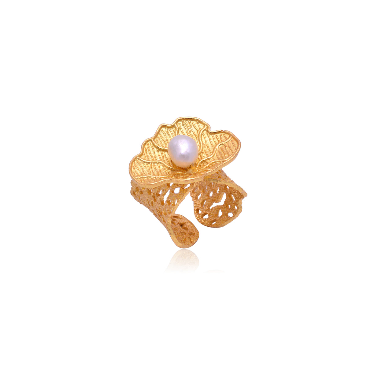 Serif Pearl Ring